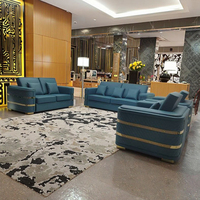 Canapé sectionnel Majlis élégant et élégant pur arabe Ensemble de meubles de salon en cuir véritable avec lit en bois et tissu pour appartement