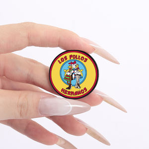 Los Pollos Hermanos Zachte Knop Pin Schattige Metalen Cartoon Minnaar Broche Revers Badge Grappige Mode Sieraden Cadeau Voor Vrienden Groothandel - Product Image 4
