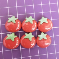 3D platte rode appel-tomaat mini fruitcharms voor telefoonhoesjes, sleutelhangers, knutselwerkjes, schattige accessoires