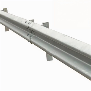 Barriera Stradale in Acciaio Zincato Diretta dalla Fabbrica Guardrail a Profilo W per Autostrada Ringhiere Stradali in Acciaio Metallo per Sicurezza Stradale - Product Image 3