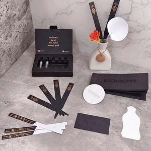 Impresión personalizada <span class=keywords><strong>de</strong></span> perfume olor fragancia probador papel secante tiras <span class=keywords><strong>libro</strong></span> con logotipo - Product Image 6