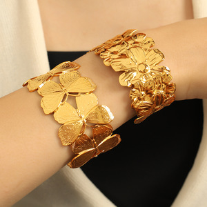 European American Style 18K Gold Plated Titanium Steel <b>Bracelet</b> Butterfly Shape <b>Adjustable</b> Opening Women's Fashion Bangle - Product Image 3