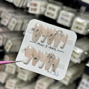 La prensa más vendida en <span class=keywords><strong>las</strong></span> uñas etiquetado privado ataúd personalizado acrílico uñas artificiales arte uñas caja <span class=keywords><strong>de</strong></span> embalaje - Product Image 3