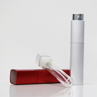 2025 atomiseur de parfum carré de taille voyage 8ml bouteille rechargeable de parfum en aluminium pour parfum