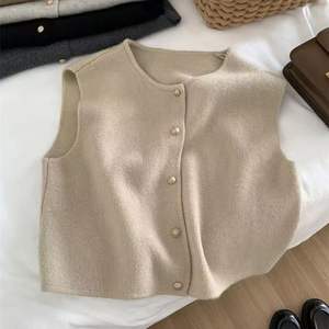 High Quality Wholesale Woman Clothes Comfortable Solid Color Elegant <b>Vest</b> <b>Women</b> Crew Neck Single Breasted <b>Womens</b> <b>tops</b> - Product Image 2