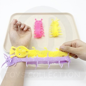 ของเล่นกำไลข้อมือแบบยืดได้ขนาดเล็ก ดีไซน์ใหม่ ผลิตจากวัสดุ TPR และยาง สำหรับของเล่นสัตว์น่ารักขนฟู เหมาะสำหรับเด็กหญิงและเด็กชาย - Product Image 5