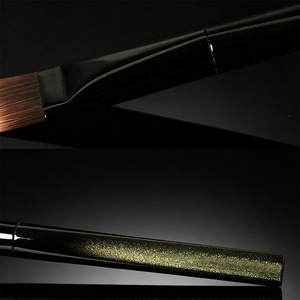 Brocha de Maquillaje Personalizada Estilo Influencer, Brocha para Base de Maquillaje con Fibras Sintéticas y Mango de Madera, Brocha de Maquillaje Portátil para Uso General - Product Image 1