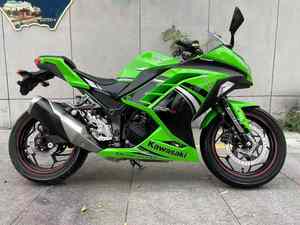 Moto sportive <span class=keywords><strong>Kawasaki</strong></span> <span class=keywords><strong>Ninja</strong></span> 400cc d'occasion à essence de Guangdong avec une vitesse maximale de plus de 80 km/h pour la conduite en ville - Product Image 3