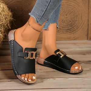 Sandales plates d'été confortables en liège avec boucle métallique pour femmes, idéales pour la plage et les loisirs (vente en gros) - Product Image 2