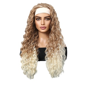 <span class=keywords><strong>Parrucca</strong></span> da donna in stile naturale europeo-americano, <span class=keywords><strong>grigia</strong></span>, con fascia, capelli ricci lunghi latinoamericani, alla moda, voluminosa, resistente alle alte temperature - Product Image 5