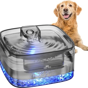 Fontaine à eau automatique argentée pour chats et chiens, avec design en acier inoxydable 304, filtre détachable, poids 1200g - Product Image 5