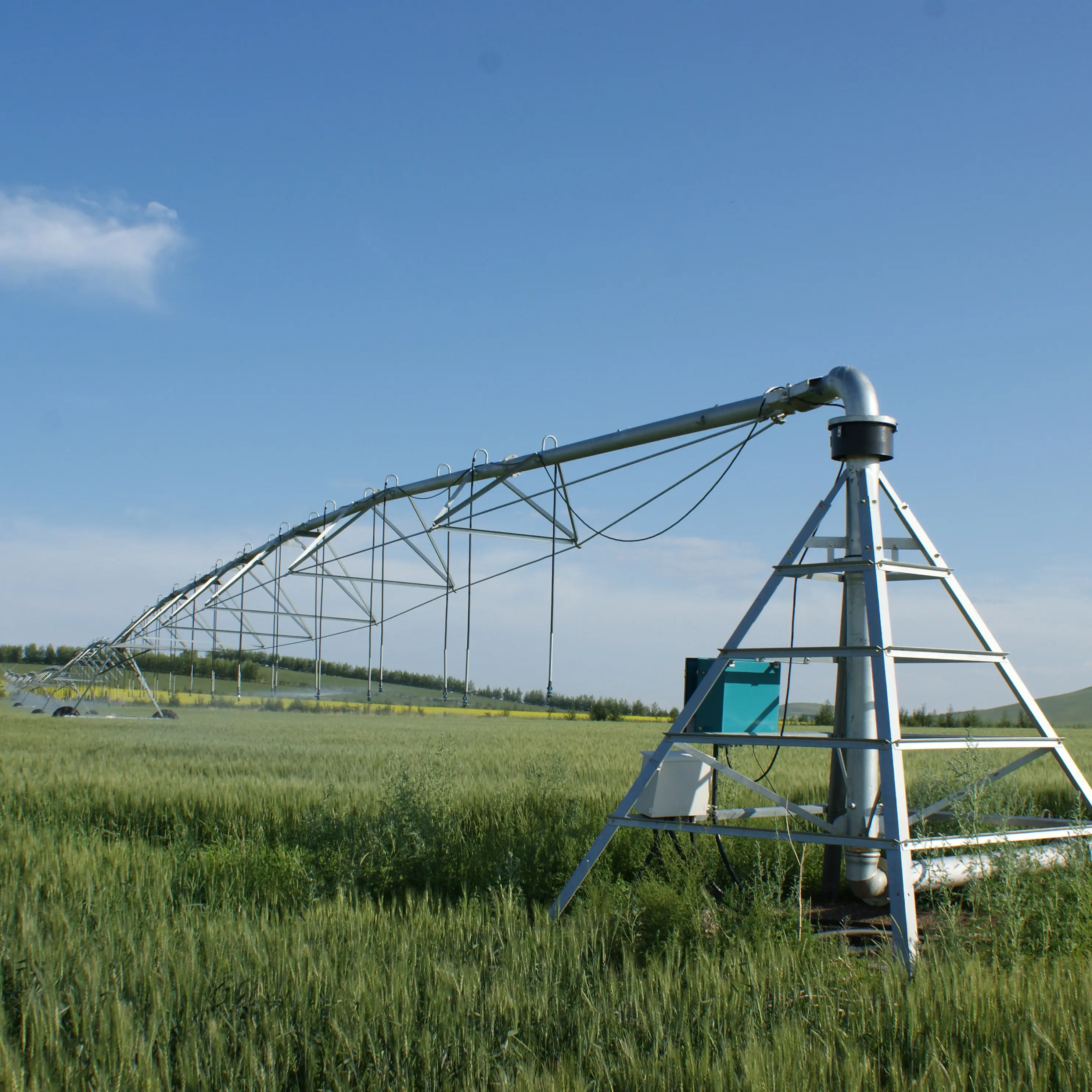 2022 vendita di fabbrica sistema di irrigazione a perno centrale di irrigatore dalla cina