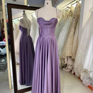 فساتين سهرة وحفلات الزفاف للوصيفات والضيوف بلون أزرق مخضر وبنفسجي وأخضر زمردي، من الساتان اللامع بدون أكمام مع تصميم مطوي وكورسيه وربطة خلفية - Product Image 1