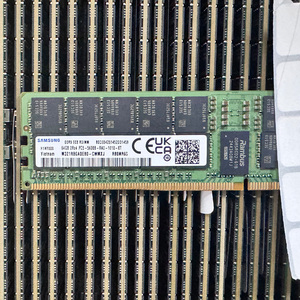 Mémoire serveur DDR5 5600 MHz RECC ECC de haute qualité, 64 Go, garantie de 3 ans, en stock, mémoire serveur en stock - Product Image 2