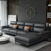Canapé sectionnel moderne minimaliste en bois massif et tissu pour petits appartements et salons. Luxe, tendance, haut de gamme, technologique