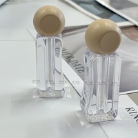 Nouveau tube de brillant à lèvres/huile à lèvres en plastique à tête ronde irrégulière de 3 ml, rechargeable, emballage cosmétique personnalisé disponible