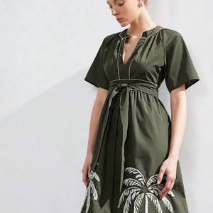 Vestido Casual Maxi de Verano 2025, Elegante, Bordado, Manga Corta, Cintura Natural, Verde Oscuro, 100% Algodón Tejido para Mujer - Product Image 1