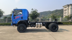 Nhà Máy bán hàng trực tiếp có thể tùy chỉnh chiều dài cơ sở 3800 mm xe tải mới yuchai 4x4 DIESEL trái bánh lái - Product Image 4