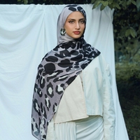 Hijab en modal imprimé léopard et zèbre pour femmes musulmanes, nouvelle tendance 2026
