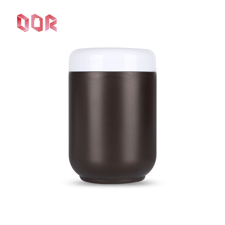 สีน้ำตาล