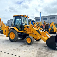 Chargeuse-pelleteuse JCB 3CX d'occasion, moteur hydraulique en excellent état, faible coût, faible nombre d'heures, machine hydraulique à prix avantageux