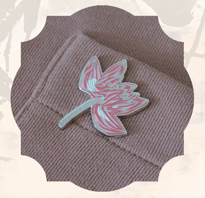 Li Kuchan Anıt Salonu 'Yaz Refahı' Lotus Rozeti Buzdolabı Magneti - Product Image 5