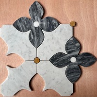 Mosaïque hexagonale moderne en marbre pour mur et sol, technique naturelle, design pétale, découpe au jet d'eau, qualité supérieure pour hôtels et salles de bain