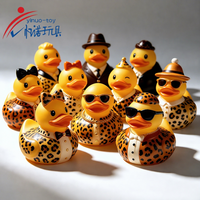Canards en caoutchouc imprimés léopard en gros, jouets canards en caoutchouc personnalisés en vrac, petits canards en caoutchouc de 3 pouces pour enfants, pour le bain et les cadeaux