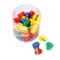 Taille-crayon manuel en plastique en forme de cœur personnalisé pour enfants, fournitures de papeterie scolaire et de bureau colorées