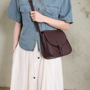 Sac bandoulière rétro britannique pour femme, marron, en forme de coquille, vintage, pour tenues quotidiennes, toutes saisons, printemps 2025 - Product Image 3
