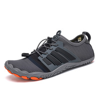 Chaussures aquatiques pieds nus pour femmes et hommes, pour la natation, la plage, la piscine, la rivière, à enfiler, séchage rapide, printemps, été, automne, avec bout renforcé, semelle extérieure en caoutchouc, pour les vacances
