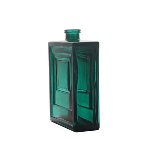 Stocks d'usine prix bon marché bouteilles de parfum 50ml 100 ml bouteille de parfum avec couvercles en or argent - Product Image 4