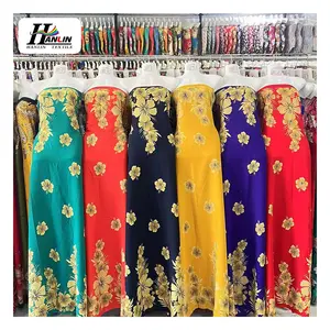 Wholesale Smooth Woven 100 Rayon Fabric Colorful Flower Print on Challis Fabric for Dress