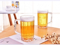 Vente en gros verres à bière en plastique transparent de 500 ml en acrylique polycarbonate incassable personnalisé chopes à bière avec poignée en acrylique