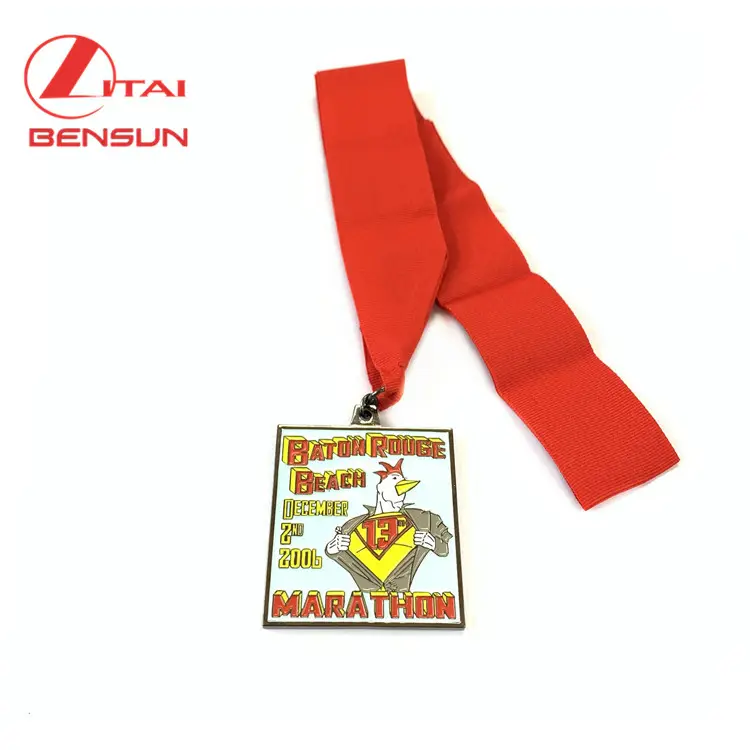 Alta qualidade barato 3D lembrança corrida maratona esportes futebol troféus medalha com fita cordão metal personalizado medalhas