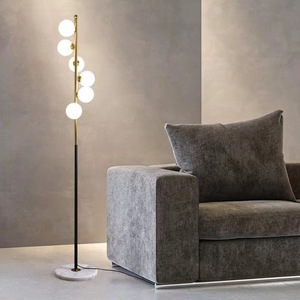 Offre Spéciale salon <span class=keywords><strong>boule</strong></span> de verre or maison <span class=keywords><strong>doré</strong></span> debout moderne luxe coin lumière nordique Led <span class=keywords><strong>lampadaire</strong></span> pour salon décor - Product Image 3