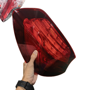 Adecuado para <span class=keywords><strong>2011</strong></span>-2017 <span class=keywords><strong>BMW</strong></span> 6 Series 640 650 luces traseras F12 F06 luces traseras LED originales de <span class=keywords><strong>segunda</strong></span> <span class=keywords><strong>mano</strong></span> - Product Image 2