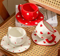 Juego de Tazas de Cerámica Rusas Bonitas en Oferta, Diseño de Flores y Corazones de Cereza, Taza de Café con Platillo, Vajilla de Regalo para el Hogar y la Cocina