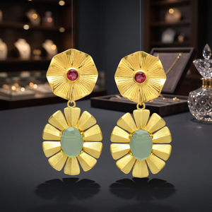 Nouvelles boucles d'oreilles pendantes en chalcédoine verte rubis plaquées or pour les fiançailles, les fêtes et les cadeaux - Style ethnique pour femmes et unisexe - Product Image 2