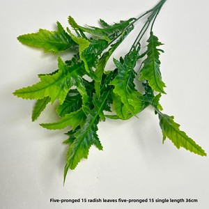 Petite plante artificielle en plastique de type fougère verte pour la décoration de la maison, les mariages, les accessoires de photographie en extérieur - Product Image 4
