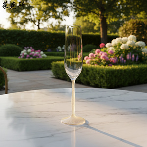 Copas de champán desechables de plástico, creativas, personalizadas para boda, de cristal sin plomo, con cuentas amarillas en la base, al por mayor. - Product Image 2