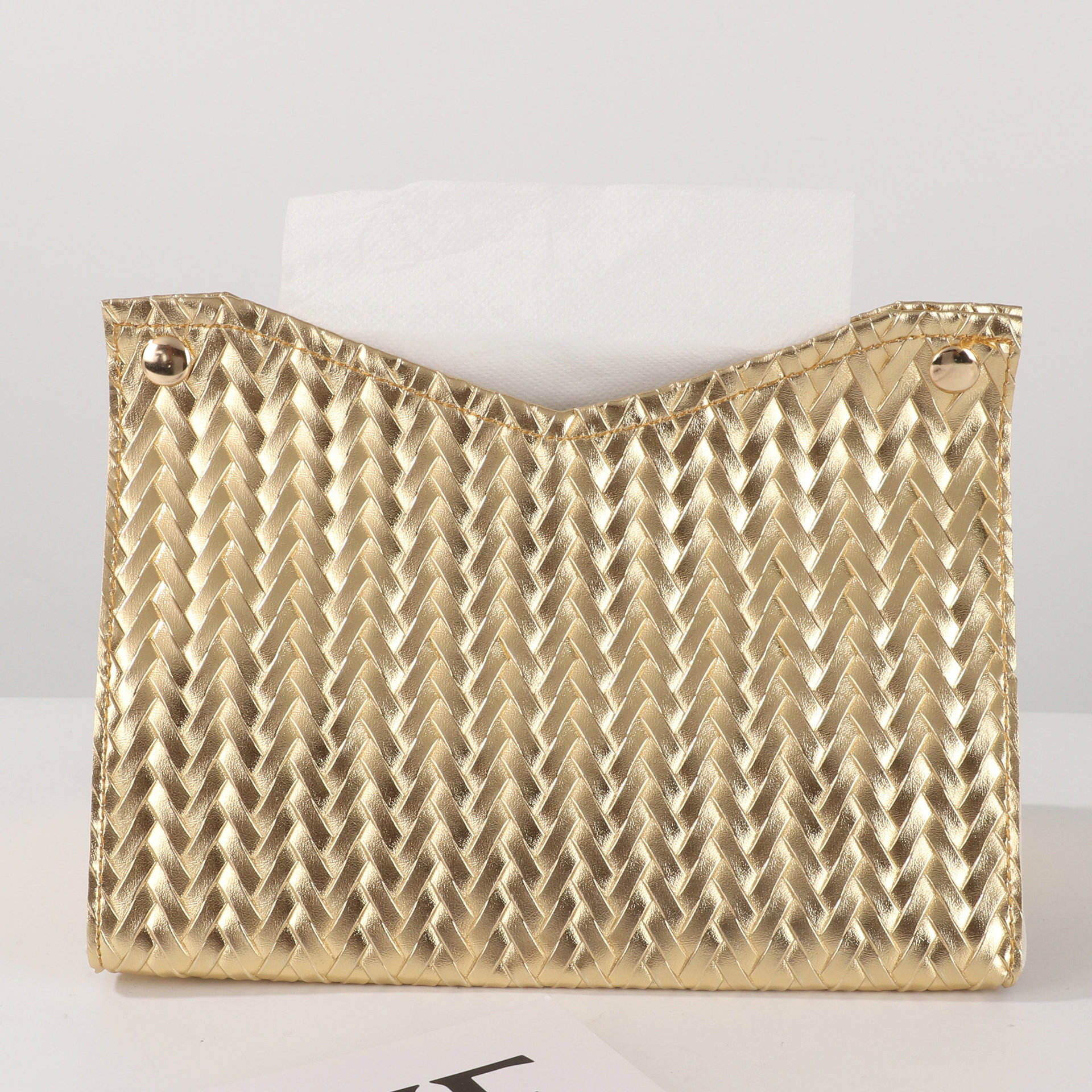 ลายบิดเกลียวสีทอง