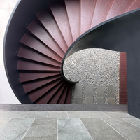 Escalier modulaire PRIMA à composants assemblés : simplifie l'expédition à l'étranger et le processus d'installation sur site