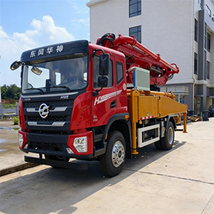 Camión Bomba de Concreto Usado Donfeng, Alcance Vertical de 25.9m, Motor Diésel, Productividad de 140M/H - Product Image 1