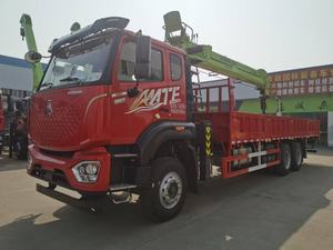 Grúa Montada en Camión Sinotruk Howo Nueva, Diésel, Manual, de Ocho Ruedas Traseras, 25 Toneladas, con Pluma de 5 Secciones - Product Image 6