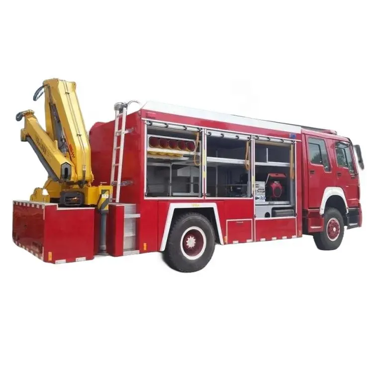 Хорошее качество ISUZU 4x2 8000l пожарная машина с краном 5 тонн для продажи