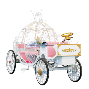 Carruaje de Caballos de Lujo Clásico Tipo Calabaza para Bodas y Turismo en Oferta - Product Image 1