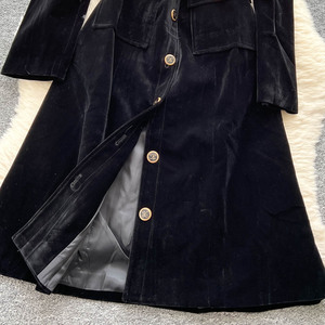 Vêtements pour femmes <span class=keywords><strong>Shion</strong></span> Robe élégante en velours pour femmes Robe mince ceinturée à simple boutonnage pour le style chic Robe à la mode pour femmes Robe décontractée - Product Image 6