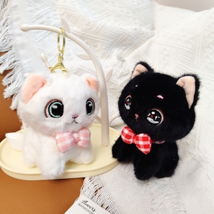 Llavero de Lujo Kawaii con Diseño de Pata de Gato de Peluche Suave, Adorno para Auto y Soporte para Llaves con Colgante para Mujer para Regalo de Cumpleaños - Product Image 3