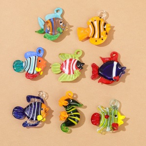 Abalorios de peces tropicales hechos a mano |   Colgantes de Peces Oceánicos de Vidrio de Colores Hechos a Mano para la Creación de Joyería DIY - Product Image 3
